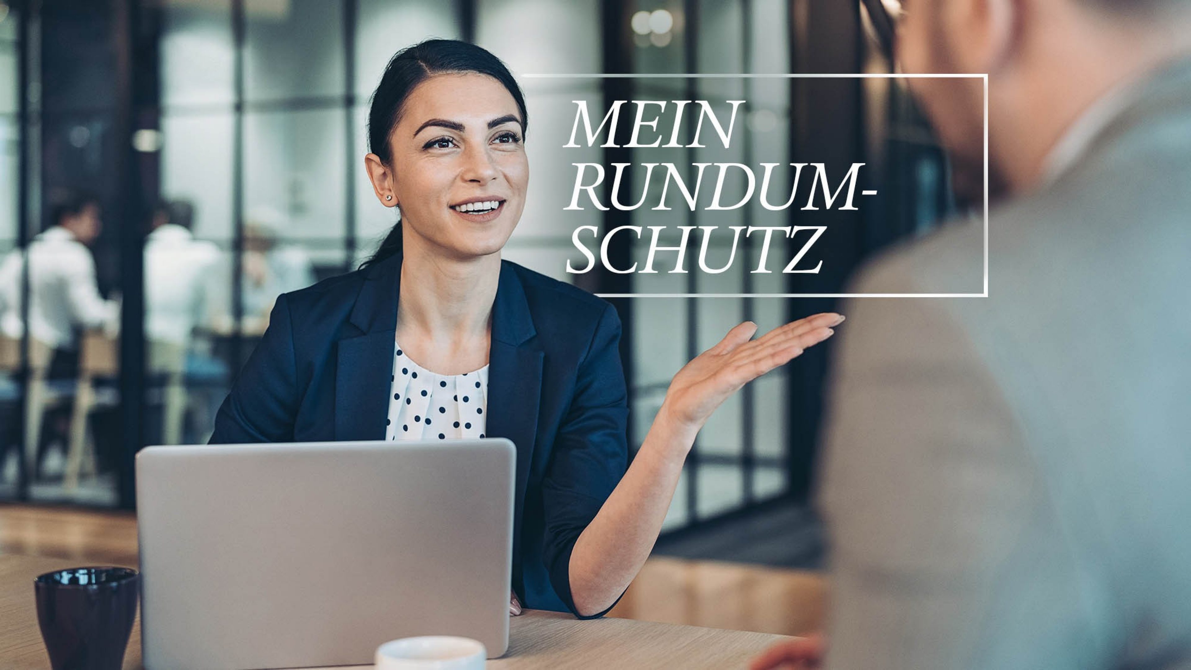 Mann und Frau im Beratungsgespräch