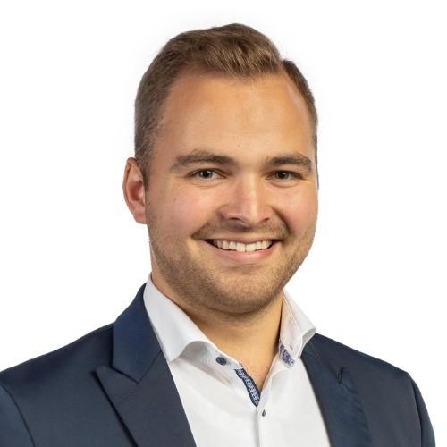 Joshua Steinhagen - Swiss Life Select