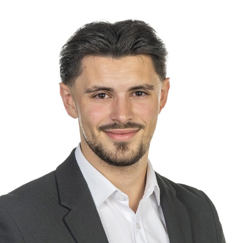 Max Hauser - Swiss Life Select